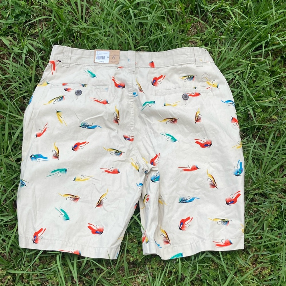 Colorful Fish Print Shorts - Picture 2 of 8